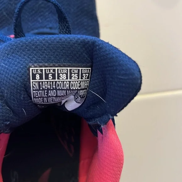 Sketchers size 8 Sneakers arch fit cooled - Picture 5 of 5